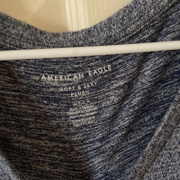 American Eagle Soft & Sexy Plush Long Sleeve Shirt V-Neck Soft Size Small Blue - Picture 2 of 5
